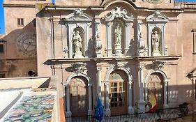 Casa Garibaldi